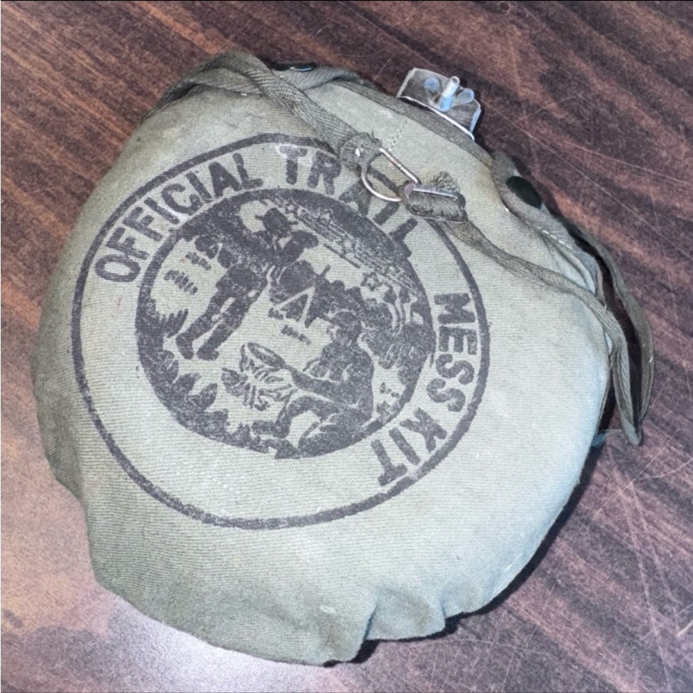 Vintage  "Official Trail Mess Kit" Boy Scouts BSA Aluminum Canvas Bag Set